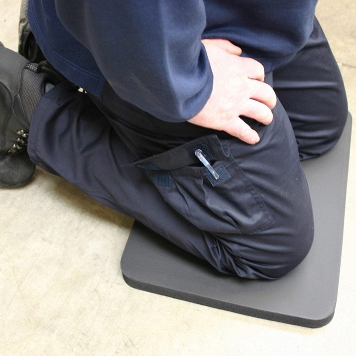 Almofada de ajoelhar Coba Knee-Saver | 530mmX360mm (Ref. KBCOK10001) - Vista 2 Equipamento JCR